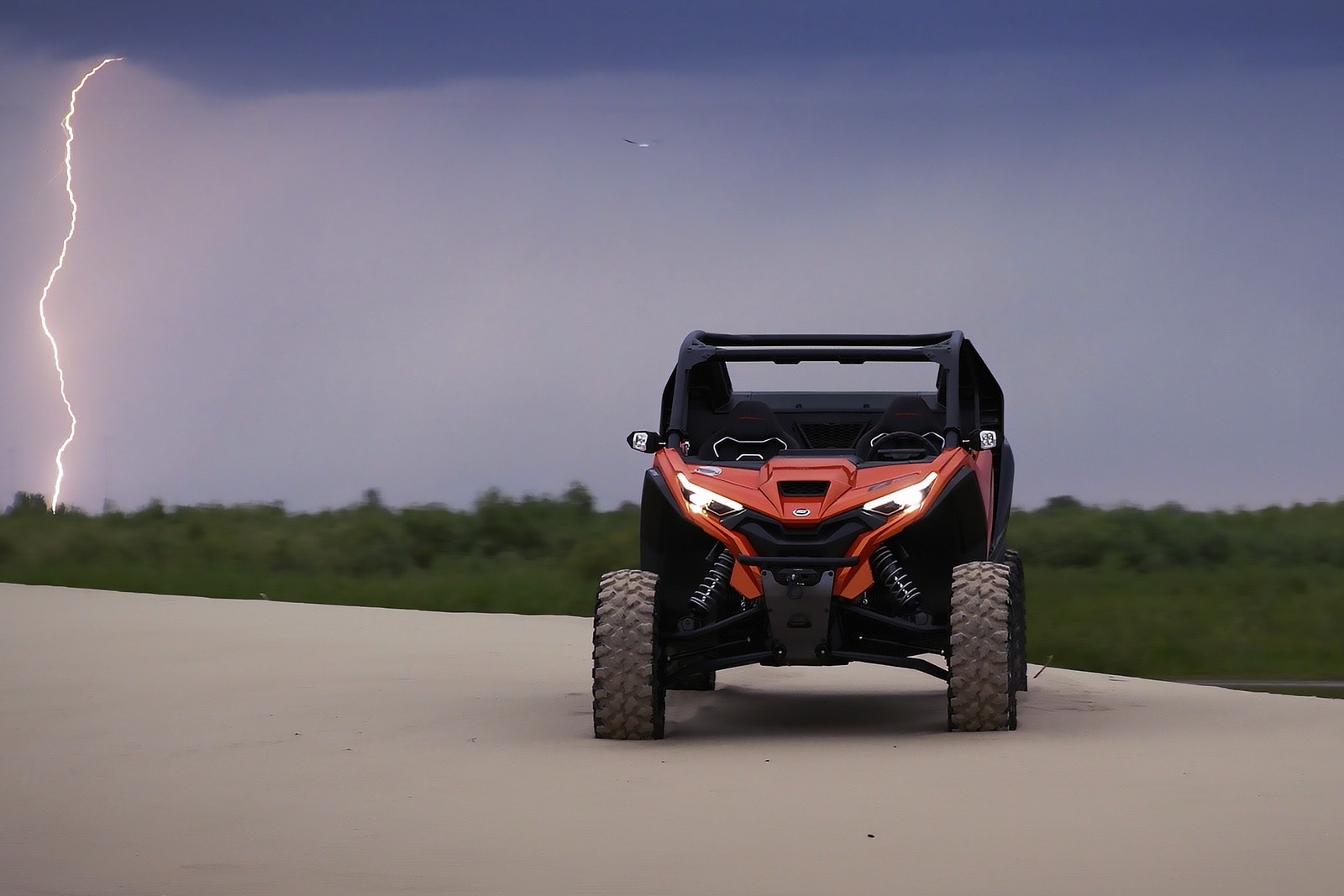 картинка CFMOTO ZFORCE Z10 EPS 