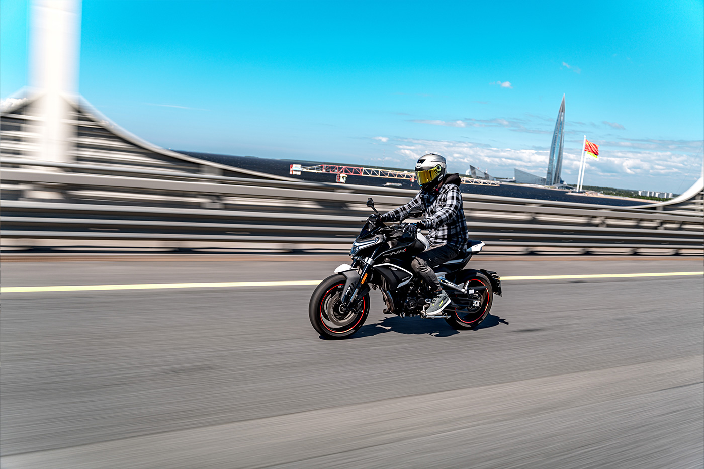 картинка CFMOTO 800NK Продвинутый (800NK Advanced) 
