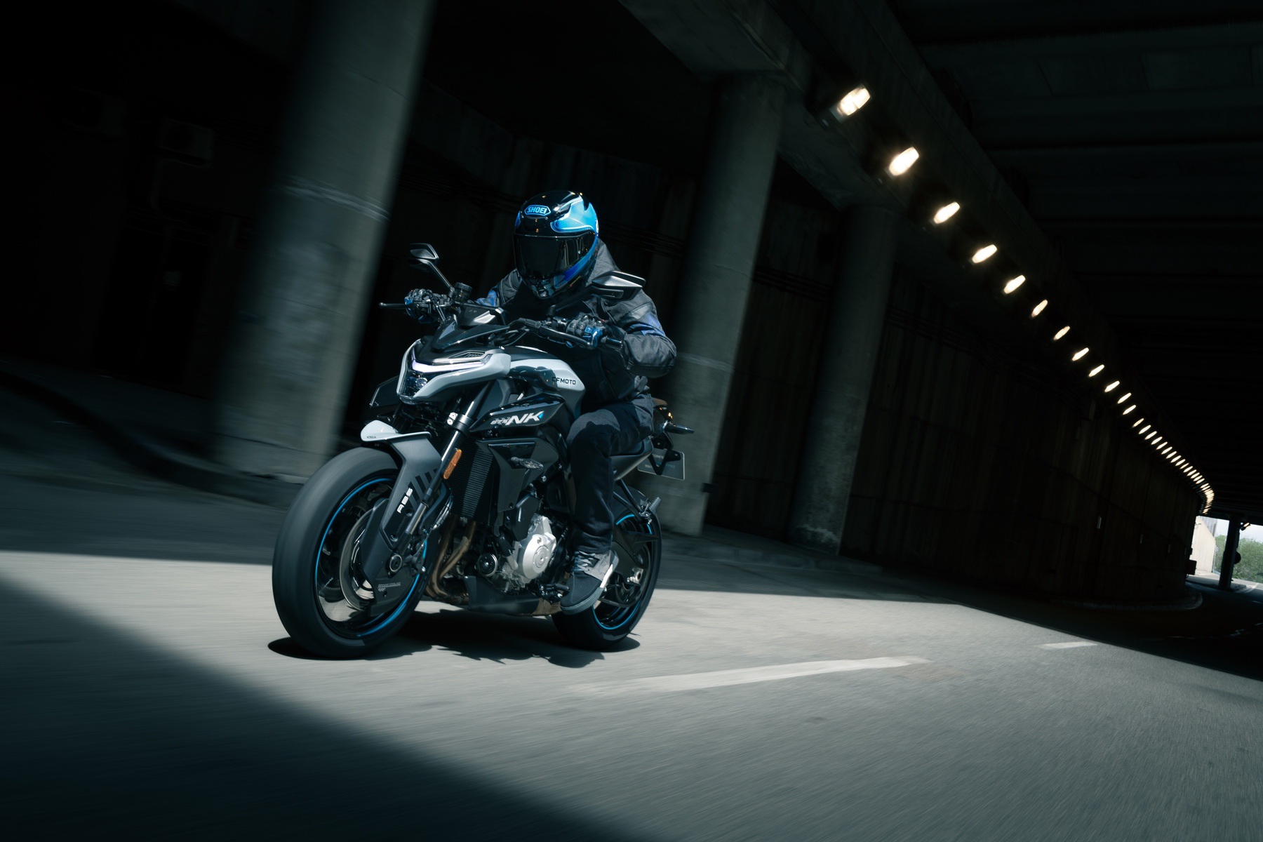 картинка CFMOTO 675NK 