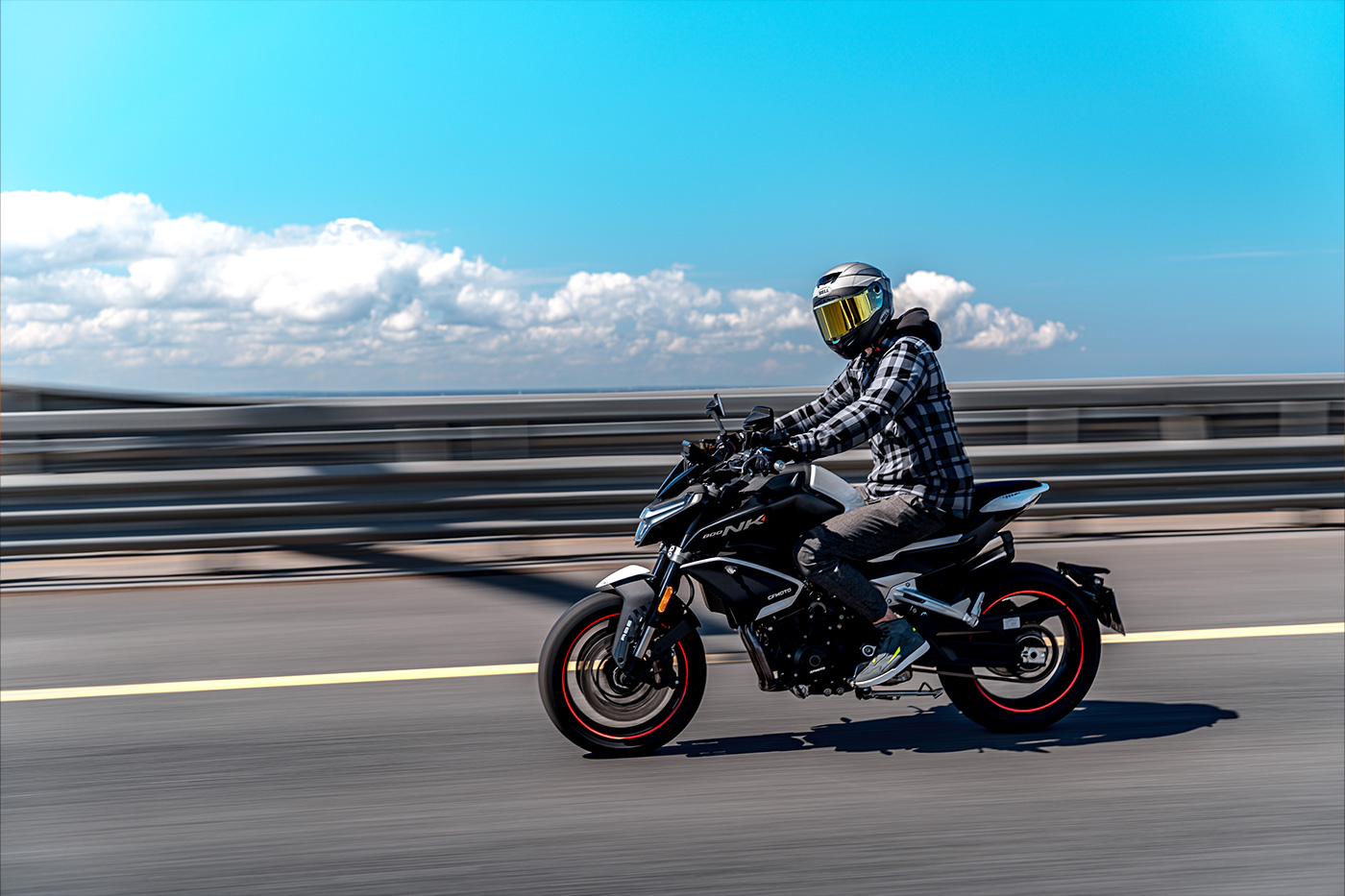 картинка CFMOTO 800NK Продвинутый (800NK Advanced) 