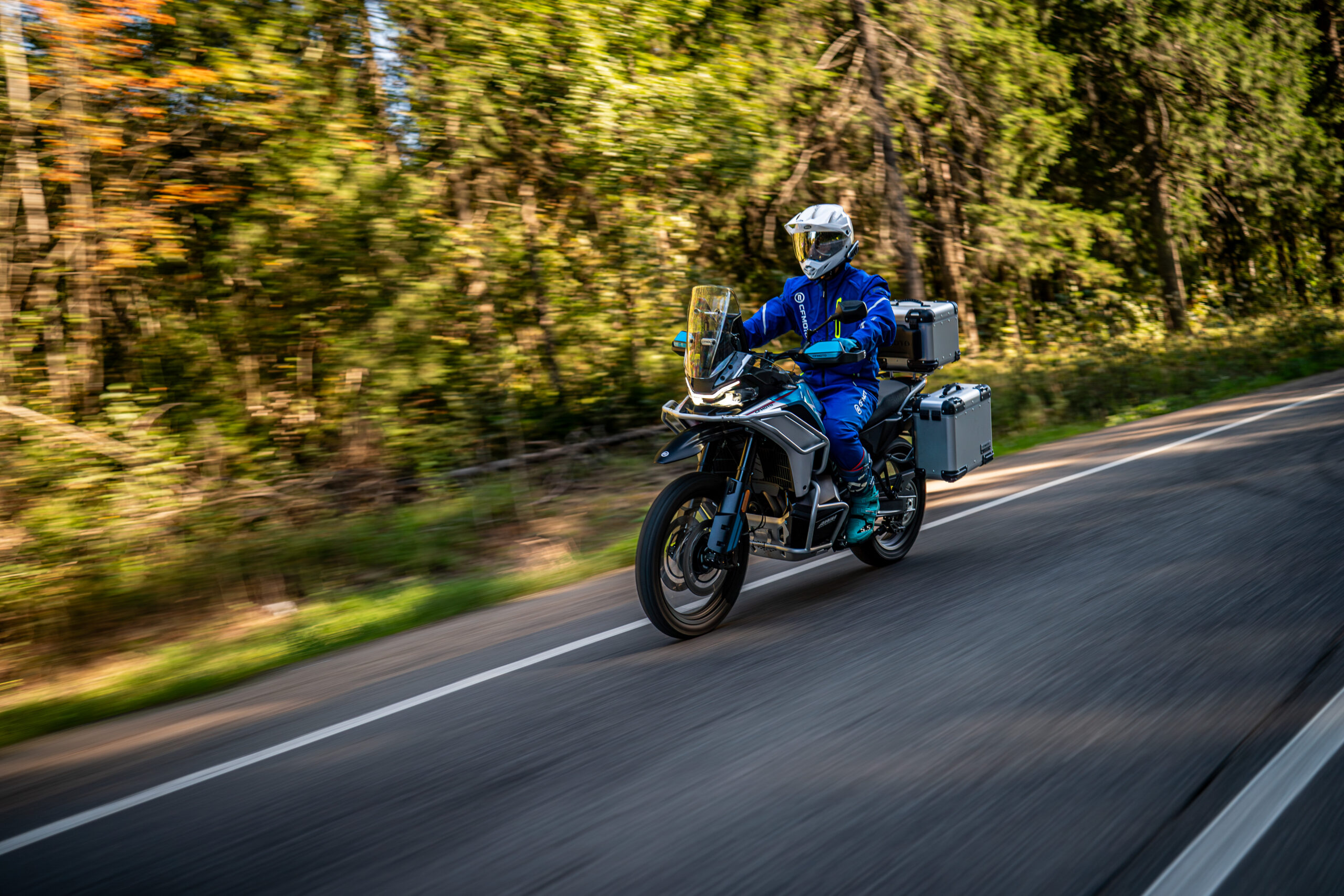 картинка CFMOTO 800MT-X Турист (800MT-X Touring) 