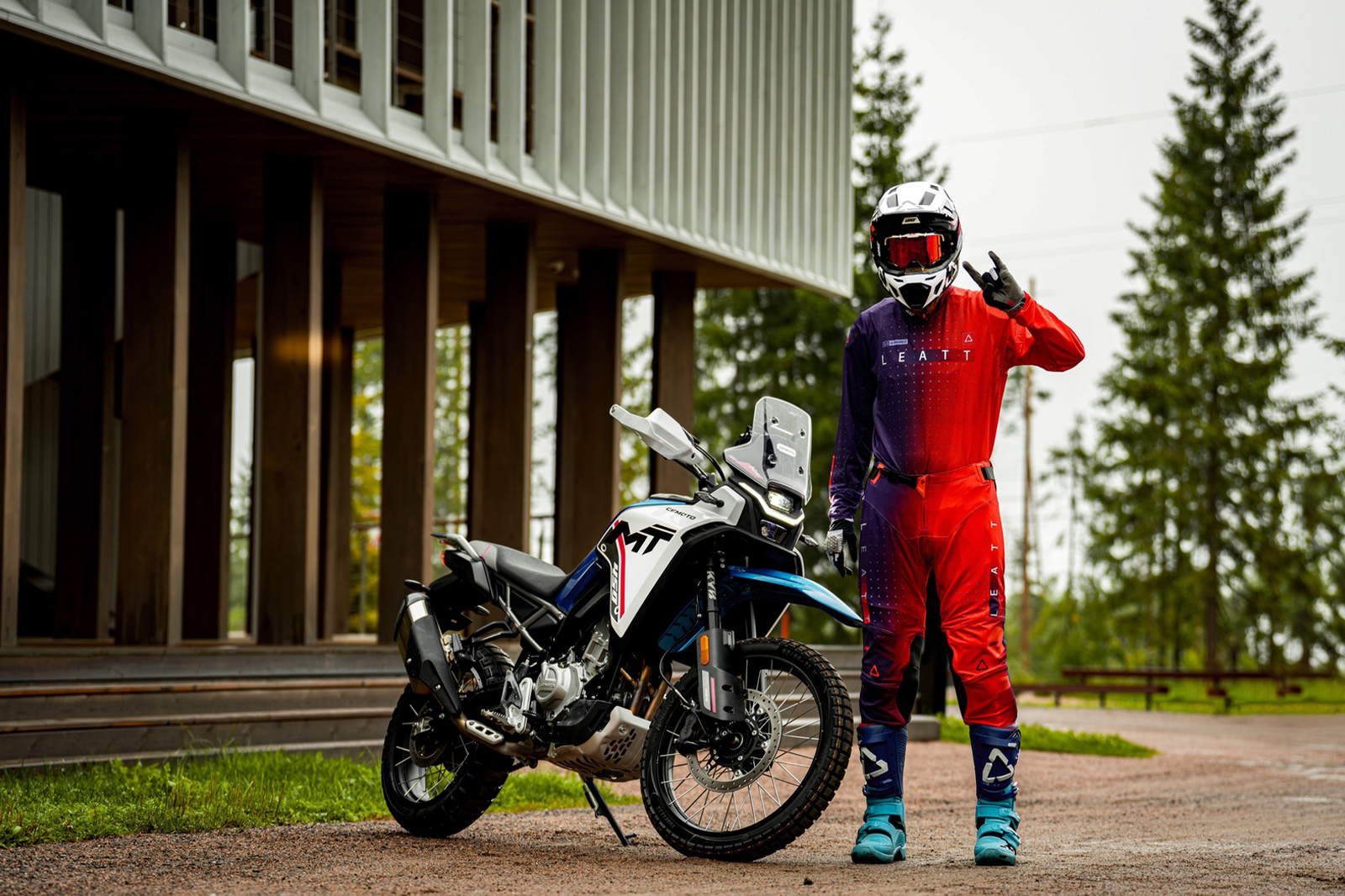 картинка CFMOTO 450MT Спорт (450MT Sport) 
