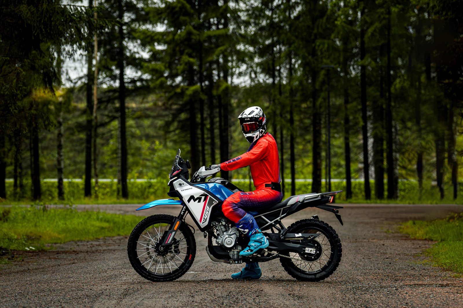 картинка CFMOTO 450MT Спорт (450MT Sport) 