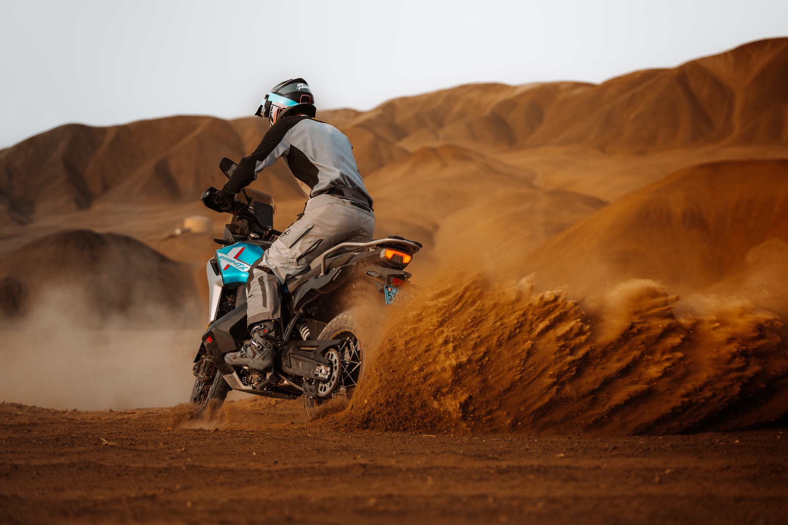 картинка CFMOTO 800MT-X Спорт (800MT-X Sport) 